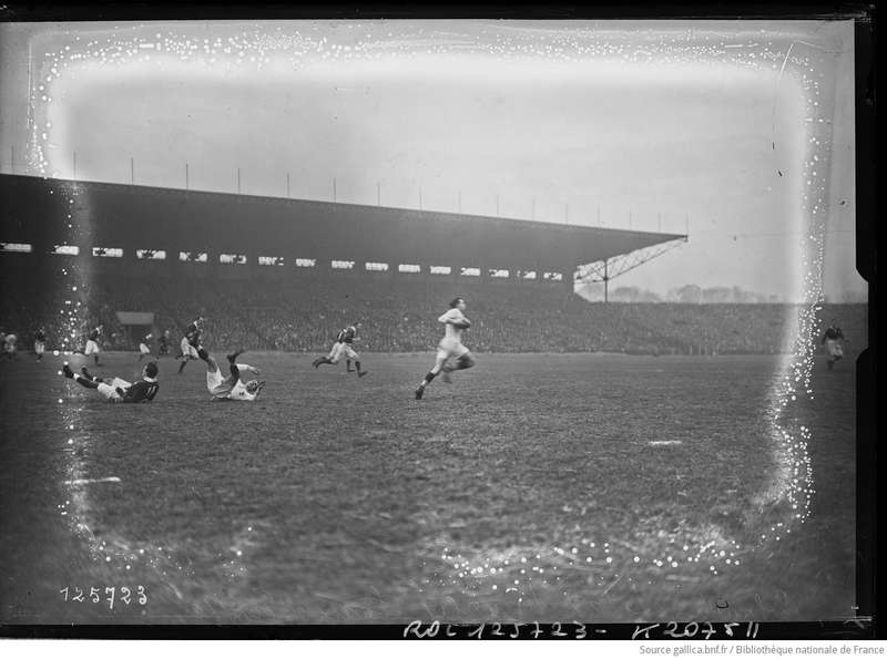 Match de rugby au stade de Colombes en 1928.